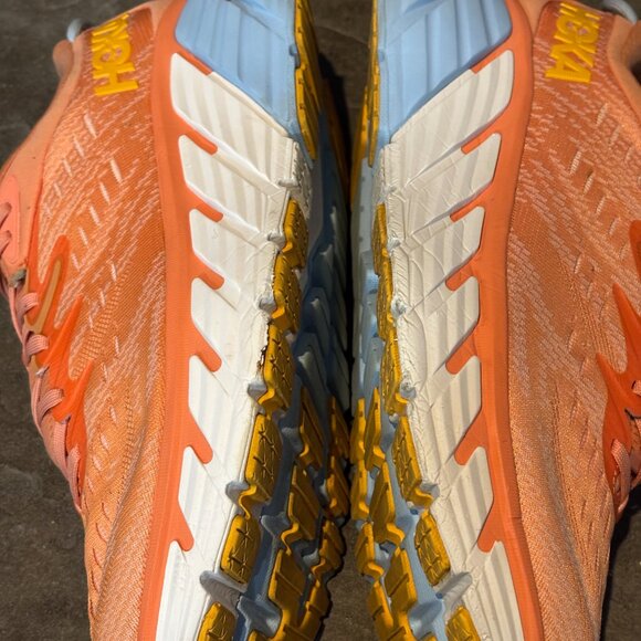 HOKA One One Gaviota 4 Women’s 12B Coral Orange Running Shoes Gorpcore Comfort - Picture 8 of 15